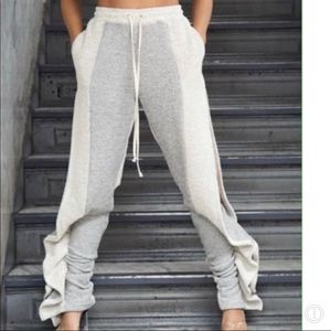 LOOKING 2PURCHASE ANY LIONNE OR LATOIA FITZGERALD